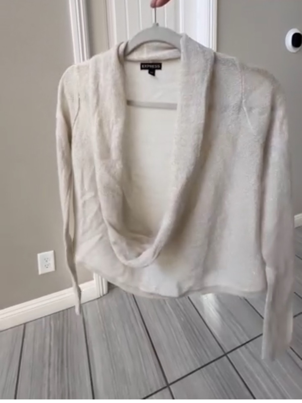 Express women silver white cowl neck sweater size XS
